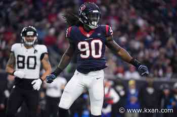 Jadeveon Clowney returns to Texans on new deal