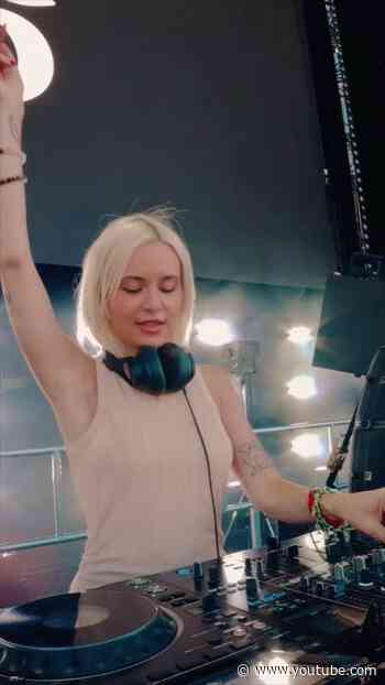 A soulful reimagining of the original ❤️‍🔥 @luvstruckofficial and @leenapunks’s “In My Heart”