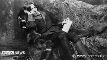 Oscar Wilde suite rediscovered at fire-hit hotel