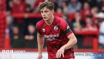Yeovil sign Crawley defender Radcliffe on loan