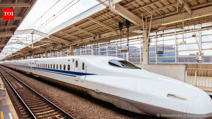 8 foods served on Japan’s famous bullet trains