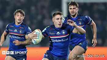Wakefield hold off Dragons to regain second place