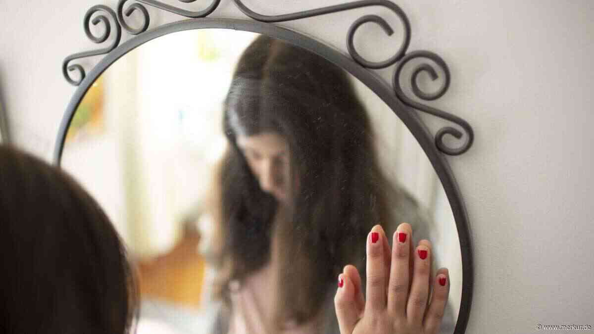 Jahrzehntelang getäuscht? Schwestern entdecken die Wahrheit über ihren leiblichen Vater
