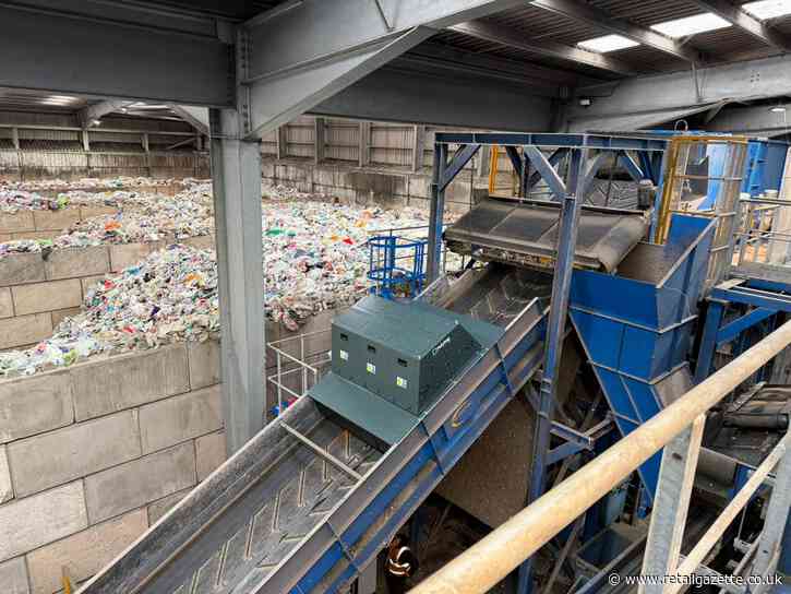 Aldi and Arla trial smart milk bottles to track recycling