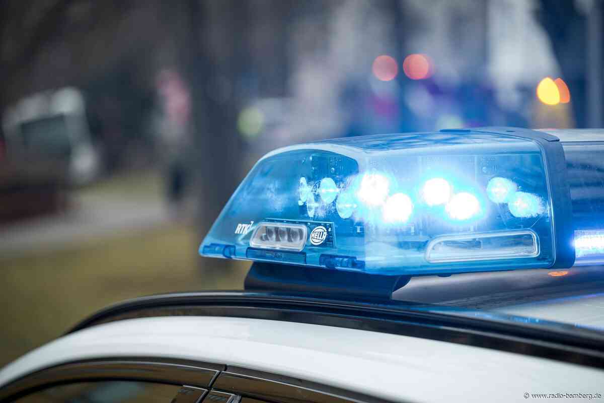 Versuchte Tötung – Mann greift Kunden mit Zange vor Laden an