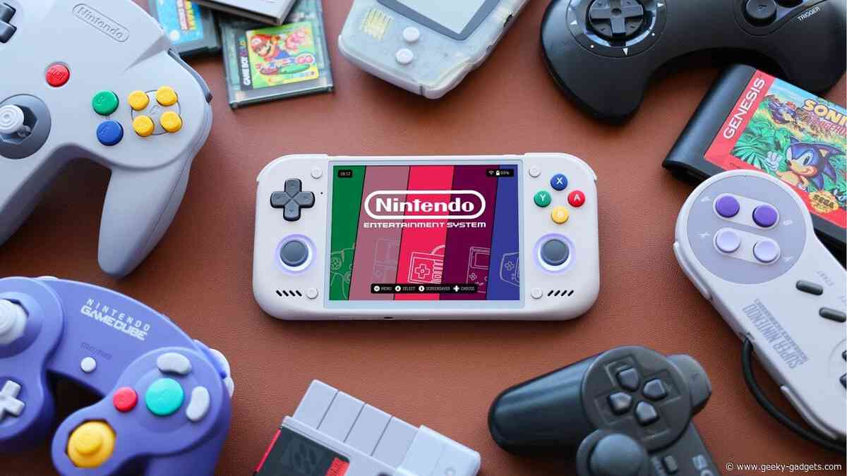 Retroid Pocket Nova Plays PS2 Games on a 4.5-Inch AMOLED