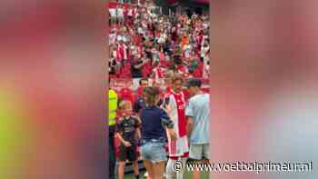Godts is ondanks concrete interesse PSG 'gewoon' op Open Dag en vermaakt Ajax-fans