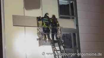 Im Video: Feuerwehr wird in Augsburg zu außergewöhnlichem Einsatz gerufen