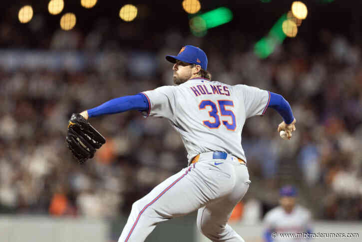 Brewers Among Teams Pursuing Clay Holmes