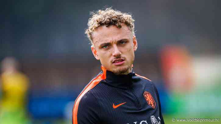 Ajax-fans lyrisch over mogelijke 'opvolger' Mika Godts: 'Kom terug naar huis'