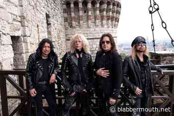 STRYPER Releases Lyric Video For 'Ashes To Roses' From Upcoming 'Throne Of Thorns' Album