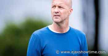 Cruijff verwacht drukke slotfase transferzomer: 'Doen ons best om voor alle prijzen te strijden'