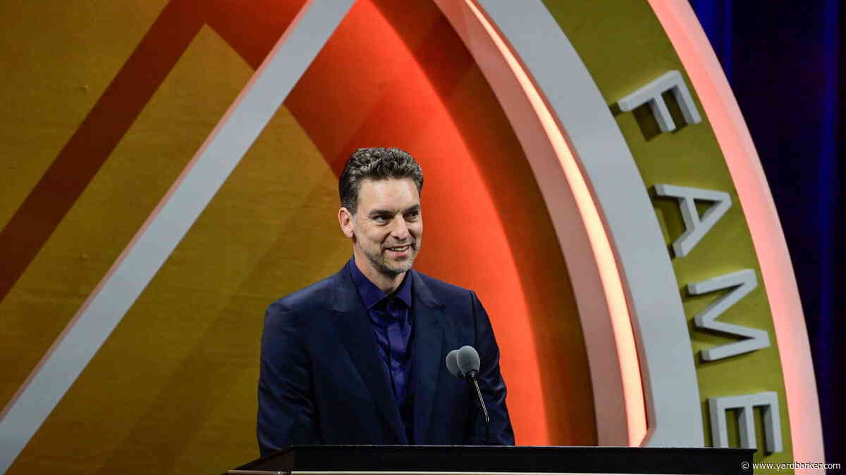 Five Draft Decisions That Changed the Course of Hawks History