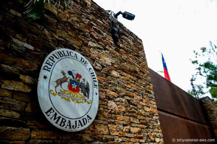Delegación de Chile llegó a Caracas para reactivar los vínculos consulares
