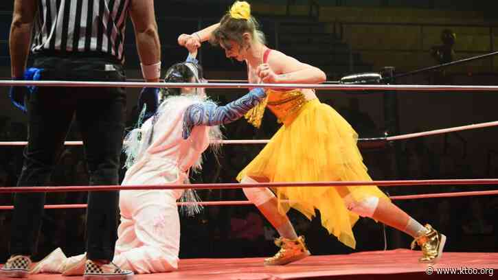 A women’s pro wrestling troupe in Fairbanks rings in a decade of bruises and bodyslams