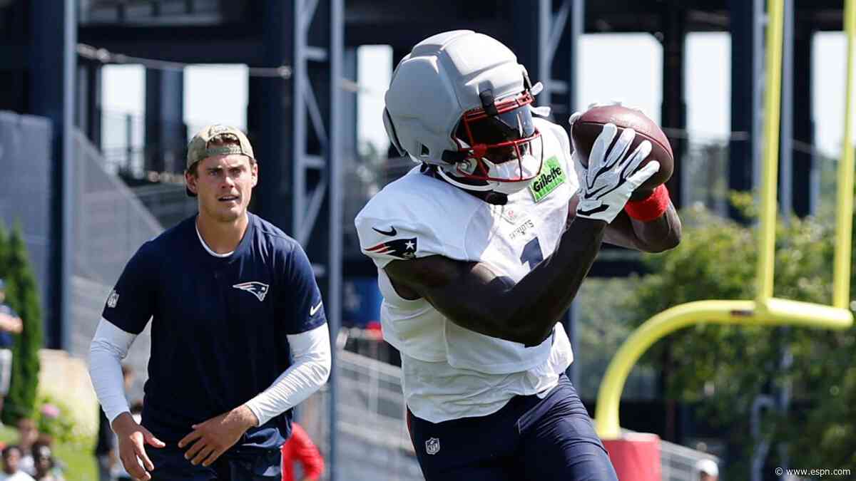 Brown shakes off dislocated thumb at Pats' camp