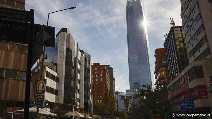 Expertos piden cautela tras Imacec: "Es temprano para hablar de una recuperación consolidada"