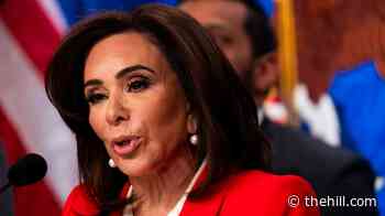 Trump: Pirro 'choked,' 'folded like an umbrella' in Reflecting Pool case