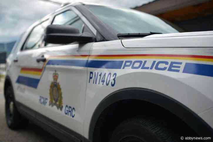Search and rescue called after reports plane crash into water in Chilliwack