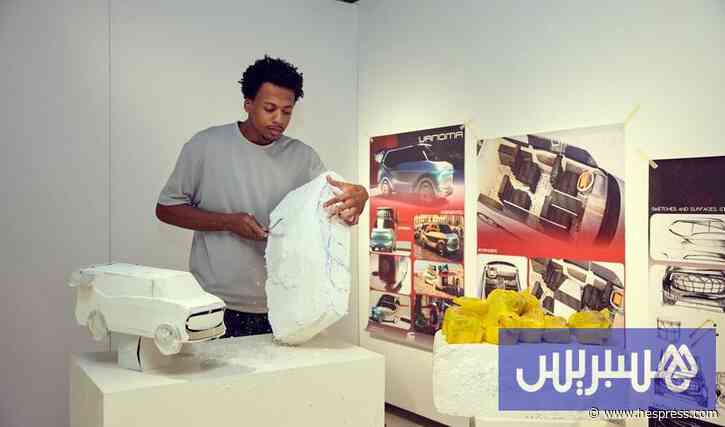 معرض يقدم إبداعات تشكيلية شبابية
