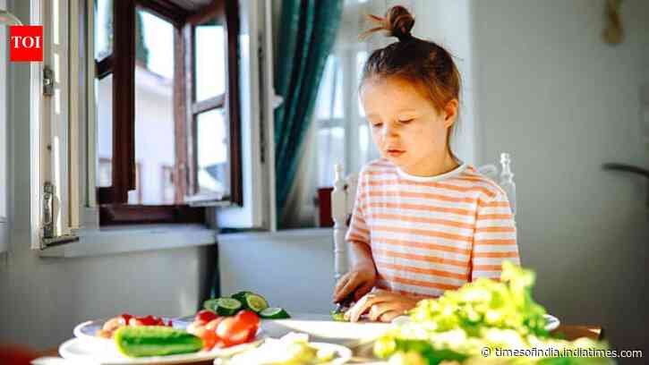 Why Jeff Bezos and his wife allowed their kids to play with knives at the age of 4