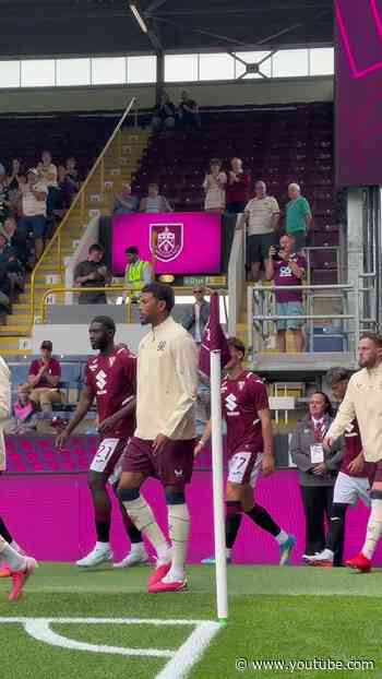 Here come the teams 👋 #burnleyfc #football #efl