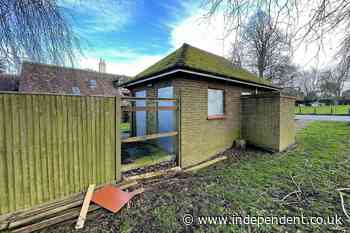 Five councillors resign over £50,000 public toilet saga in Kent village