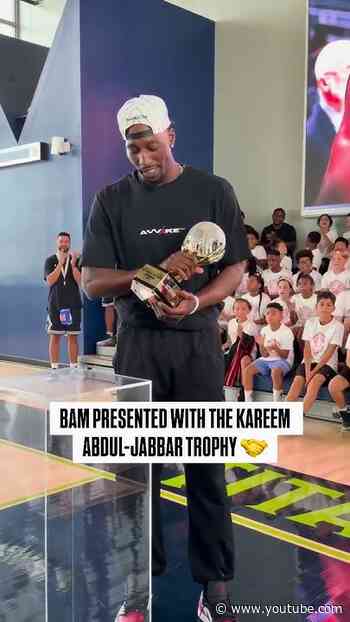 Our 2025 26 NBA Social Justice Champion award winner finally gets his hardware 🏆 Congrats, Bam