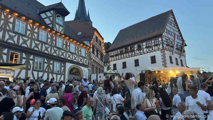 Zufriedene Besucher, zufriedene Veranstalter: Altstadt Weinfest in Zeil am Main ist vorbei