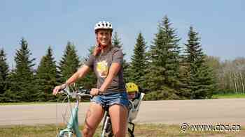 New ‘community connector’ trail aims to make biking safer near central Alberta's Gull Lake