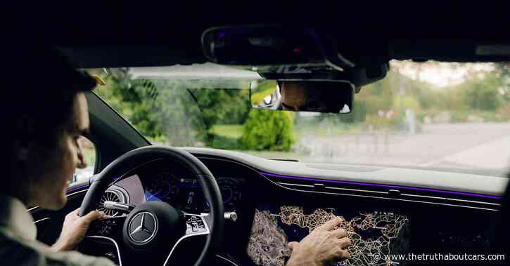 Mercedes CEO Källenius Addresses the Touchscreen Question