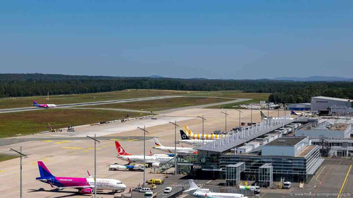 Streit um Warteschlange eskaliert: Massenprügelei am Nürnberger Flughafen