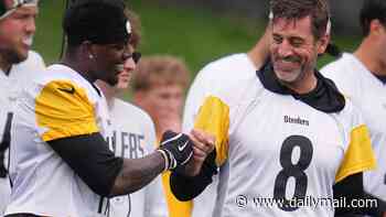 Aaron Rodgers aims pointed dig at brother Jordan just weeks after reconciling with his parents
