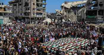 Gaza holds mass funeral for extended family recovered from wartime rubble