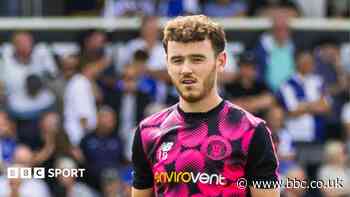 Oldham sign midfielder Hill and bring back Payne