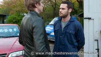 Emmerdale fans make same demand for Robron 12 years after first moment