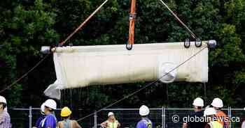 7 more Marineland belugas head for new home at U.S. aquarium