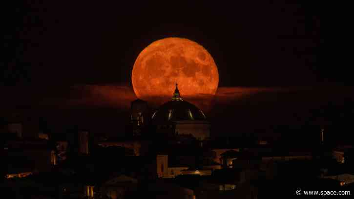 August full moon 2026: When, where and how to see the Sturgeon Moon