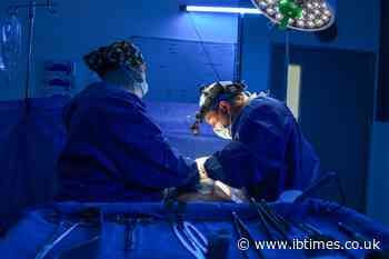 NHS Surgeon Who Connected the Wrong Organs During Emergency Operation Is Struck off After Patient Nearly Died