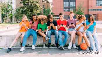 In Italië lopen jonge socialemediagebruikers een half jaar leerachterstand op