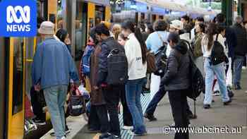 Labor's quiet visa change prioritises onshore workers