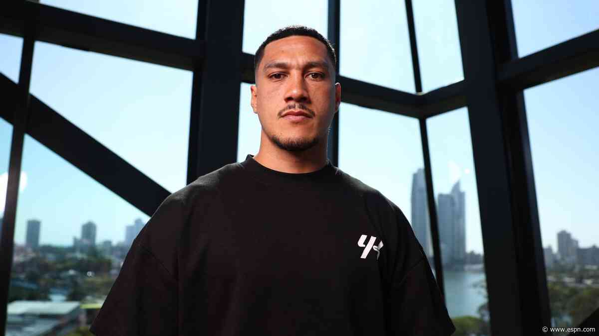 Opetaia to face Mikaelian, title status unclear