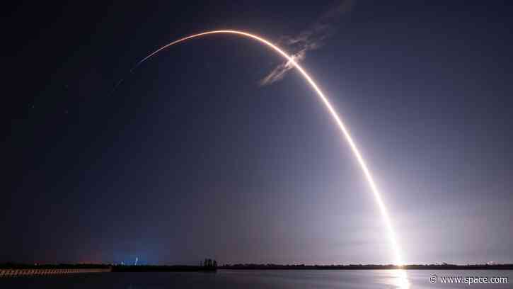 Watch SpaceX launch 3 giant BlueBird direct-to-cell satellites early on Aug. 5