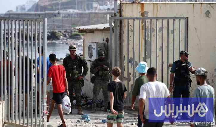 قاضٍ يطالب بتشديد الحواجز بسبتة