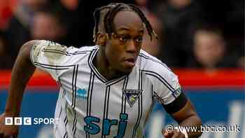 Rotherham bring in defenders Otoo and Ngwenya