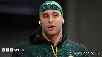 Le Clos' home destroyed by fire after he sets Commonwealths record