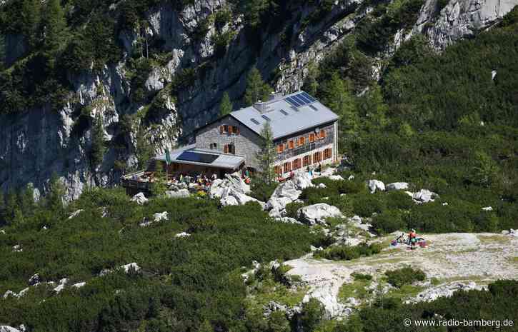 Wassermangel auf Berghütten – Heli liefert Trinkwasser