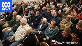Mass bird flu deaths drive attendance at community forum