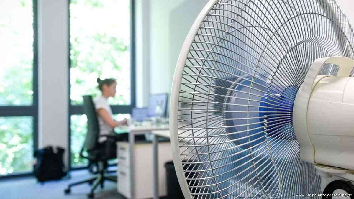 Hitze im Büro: Ab wann der Arbeitgeber handeln muss