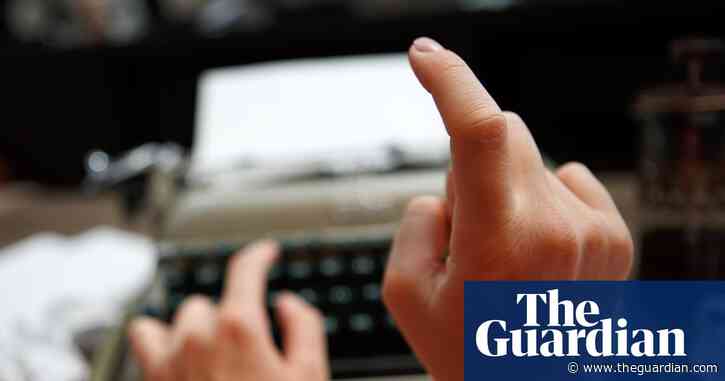 AI-generated stories rated better quality than human-written ones, study finds